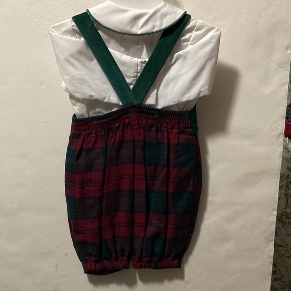 Boys 12 mos Red&Green 3-Piece HOLIDAY OUTFIT; LS Shirt+Vest/Knickers+Bowtie NWOT - Picture 2 of 8